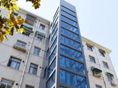 鋼結(jié)構(gòu)電梯